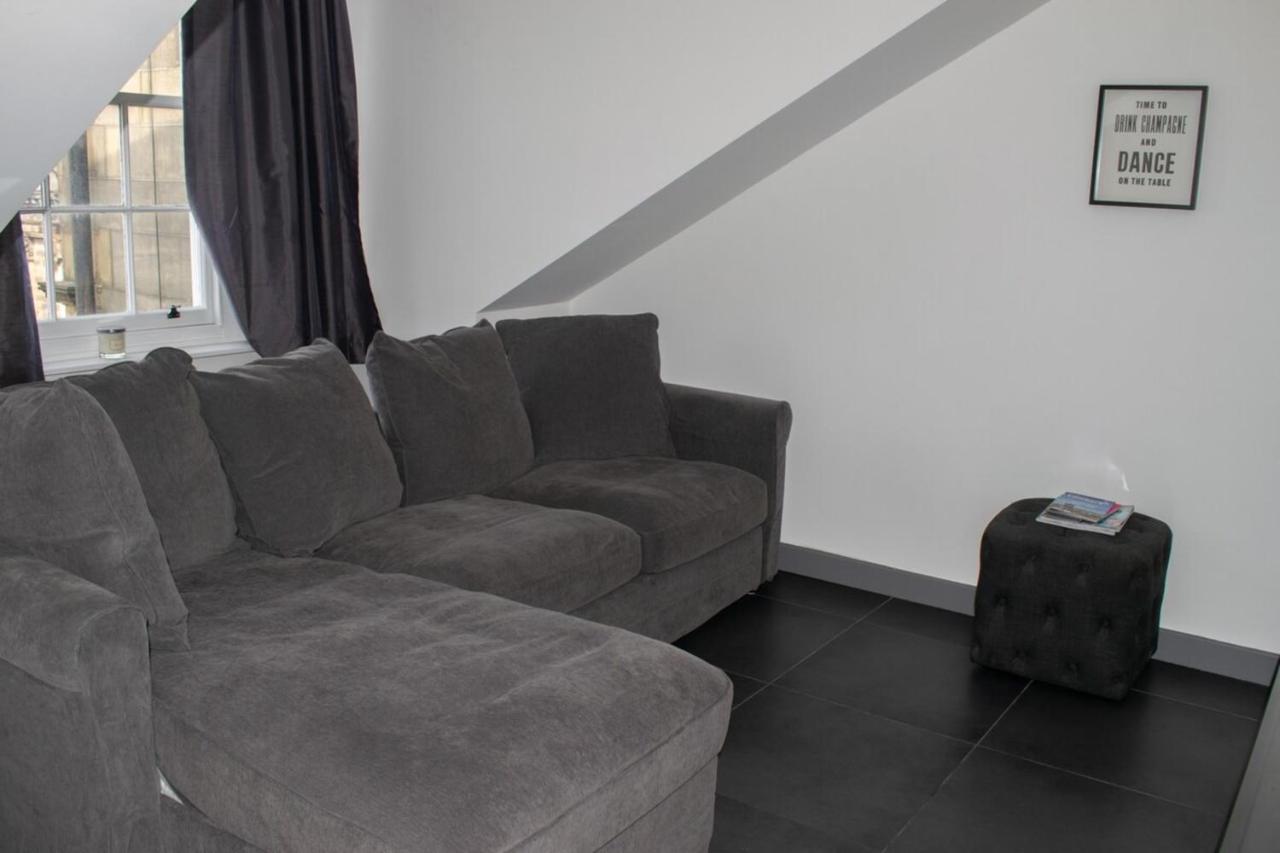 Unique 3 Bedroom Modern Penthouse Appartement EDI